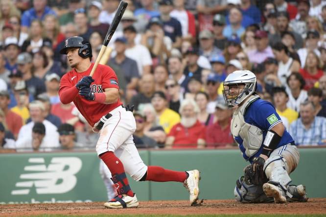 Boston Red Sox manager Alex Cora puts OF Alex Verdugo back in lineup day  after benching