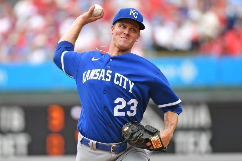 Aug 6, 2023; Philadelphia, Pennsylvania, USA; Kansas City Royals starting pitcher Zack Greinke (23) throws a pitch against the Philadelphia Phillies during the first inning at Citizens Bank Park. Mandatory Credit: Eric Hartline-USA TODAY Sports