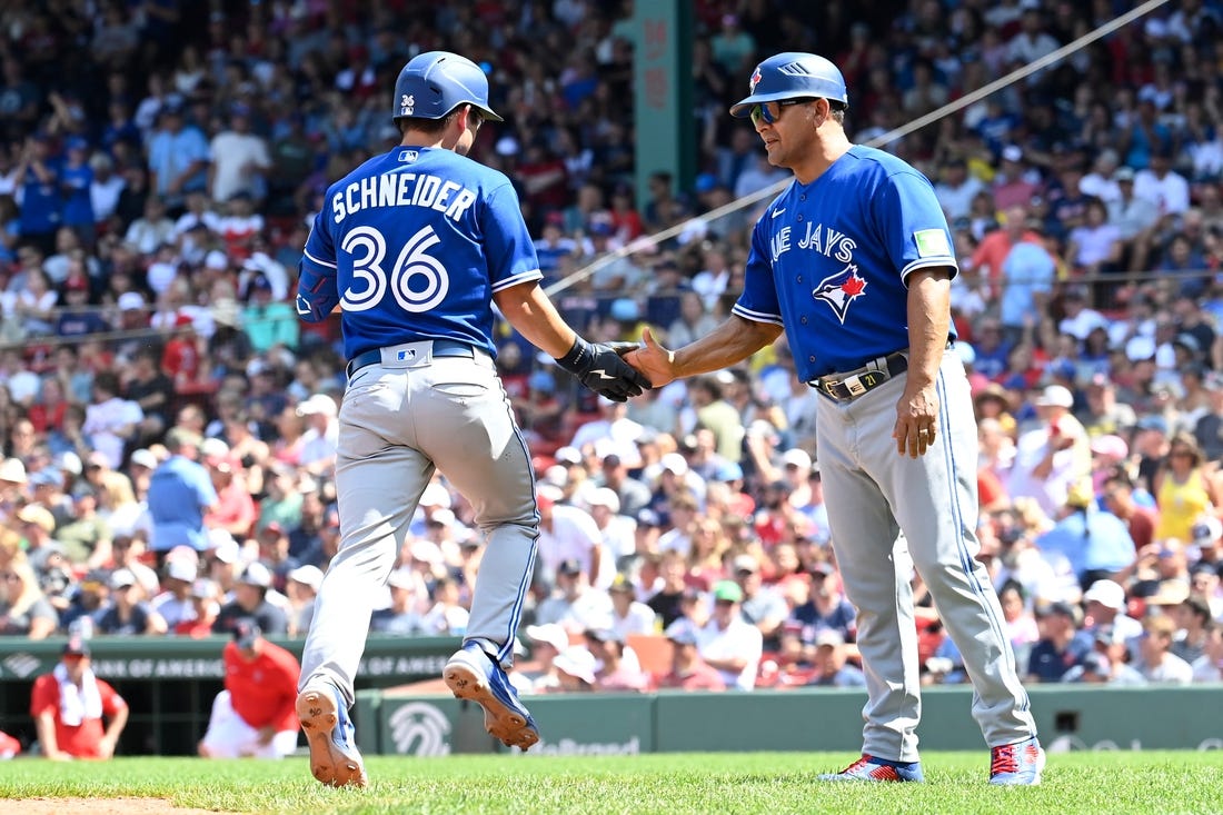 Boston Red Sox complete 4-game sweep of Toronto Blue Jays