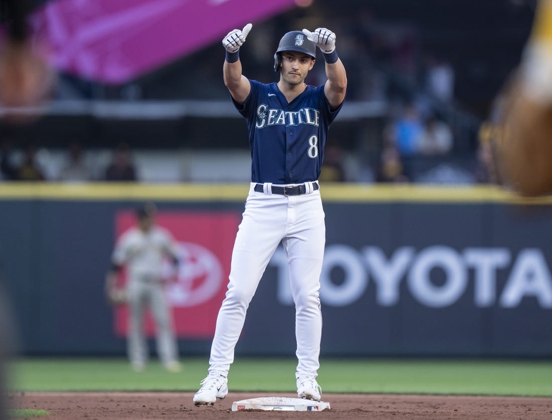 Raleigh hits go-ahead homer as Mariners beat Padres 6-1 - The