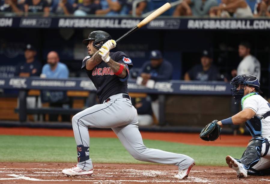 Sandy Alcantara tosses CG as Marlins edge Yankees