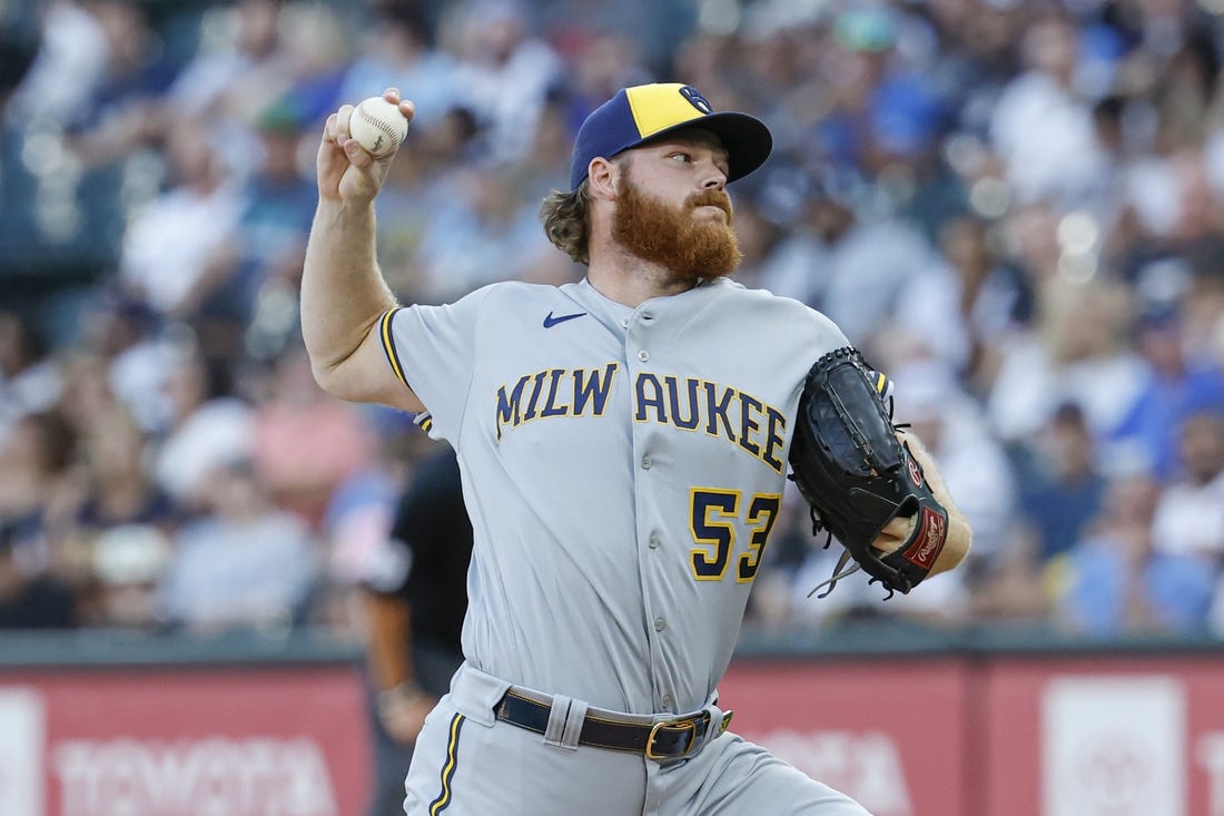 Brewers Podcast: Milwaukee makes a statement with trade