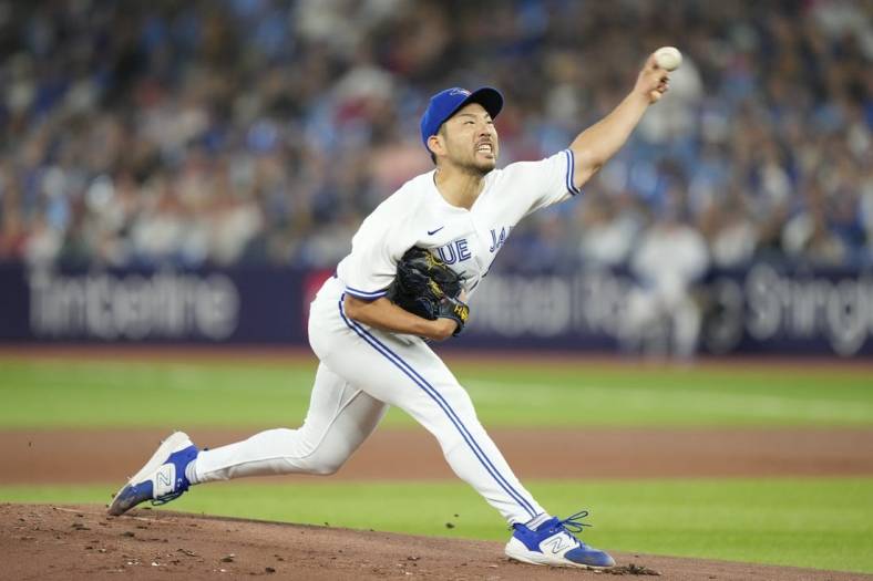 Kirk returns to Blue Jays lineup against Phillies as designated hitter