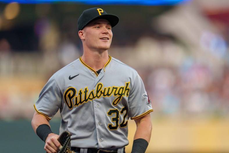 Aug 18, 2023; Minneapolis, Minnesota, USA; Pittsburgh Pirates right fielder Henry Davis (32) walks off the field after the first inning at Target Field. Mandatory Credit: Matt Blewett-USA TODAY Sports