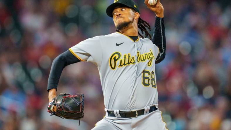 Aug 18, 2023; Minneapolis, Minnesota, USA; Pittsburgh Pirates relief pitcher Angel Perdomo (68) pitches to the Minnesota Twins in the bottom of the seventh inning at Target Field. Mandatory Credit: Matt Blewett-USA TODAY Sports