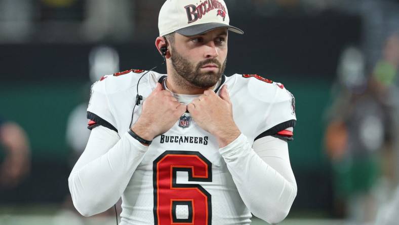 Aug 19, 2023; East Rutherford, New Jersey, USA; Tampa Bay Buccaneers quarterback Baker Mayfield (6) looks on against the New York Jets during the second half at MetLife Stadium. Mandatory Credit: Vincent Carchietta-USA TODAY Sports