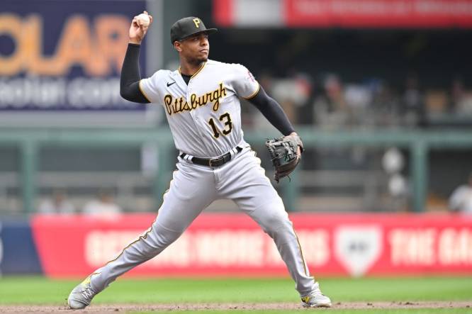 Ke'Bryan Hayes has career game with 5 hits, 4 RBIs as Pirates pound Mets