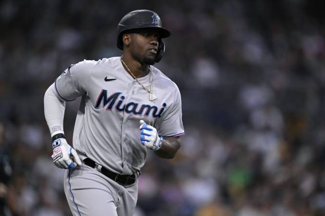 Miami Marlins designated hitter Jorge Soler (12) in the fifth