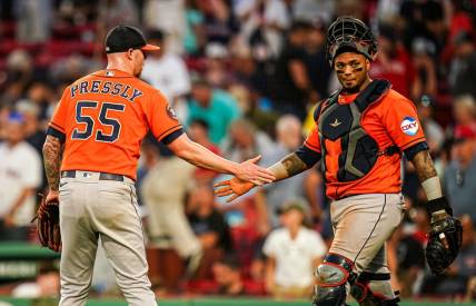 Alonso's walk-off lifts the Florida Gators