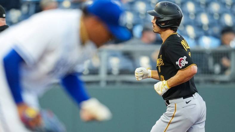 Aug 30, 2023; Kansas City, Missouri, USA; Pittsburgh Pirates left fielder Bryan Reynolds (10) rounds the bases after hitting a home run off of Kansas City Royals starting pitcher Angel Zerpa (61) during the first inning at Kauffman Stadium. Mandatory Credit: Jay Biggerstaff-USA TODAY Sports