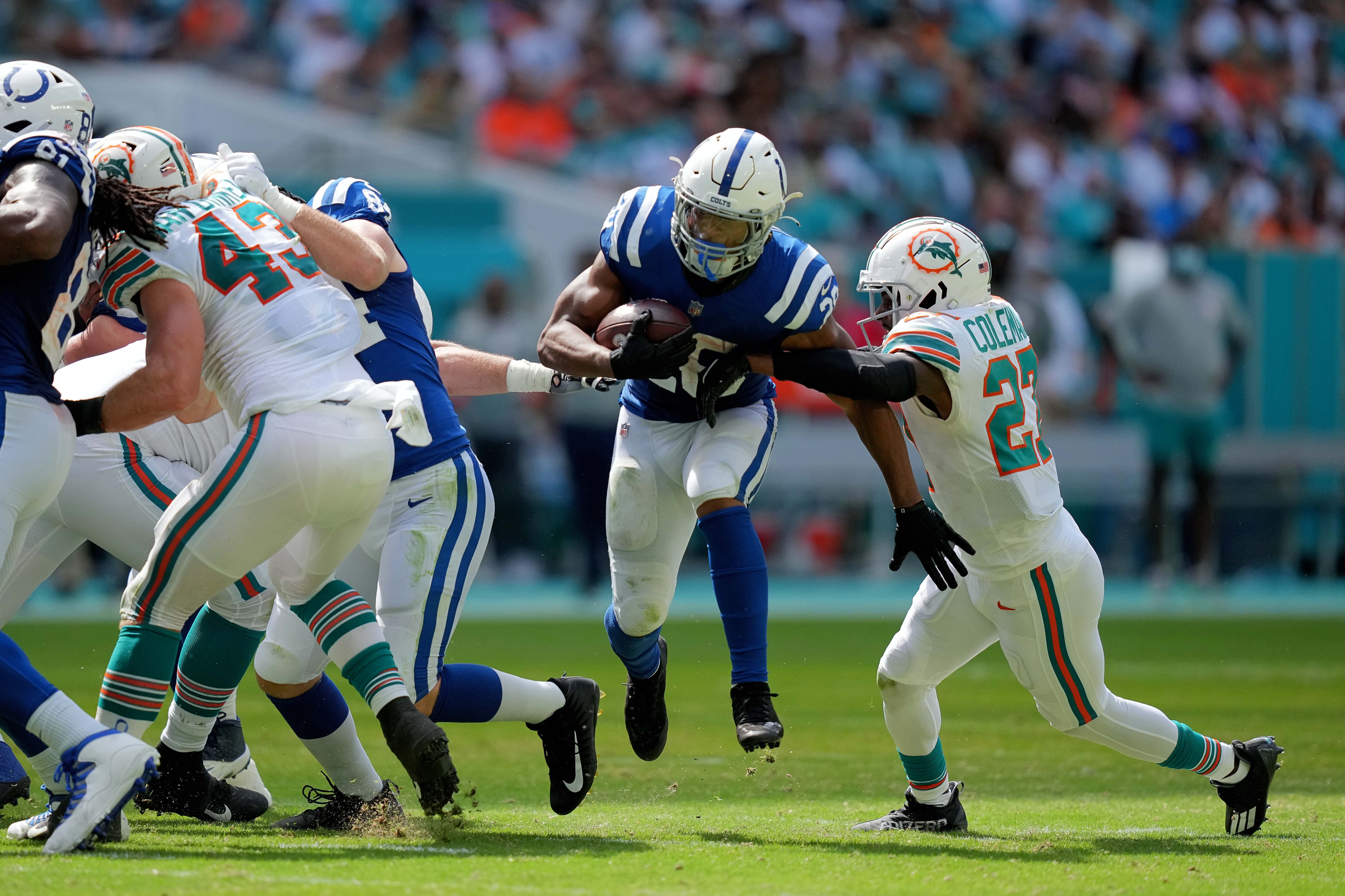 Dolphins, Colts remain in touch on Taylor as All-Pro back is