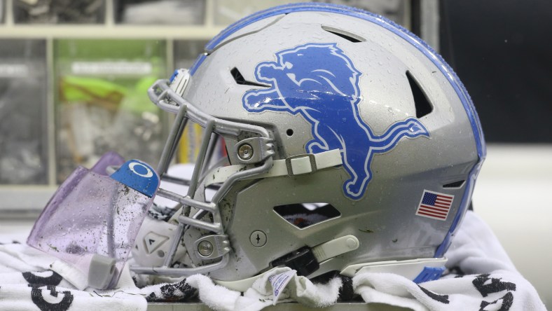 where can i watch the detroit lions game today