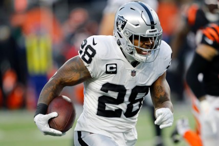 No Deal Imminent Between Raiders, Josh Jacobs