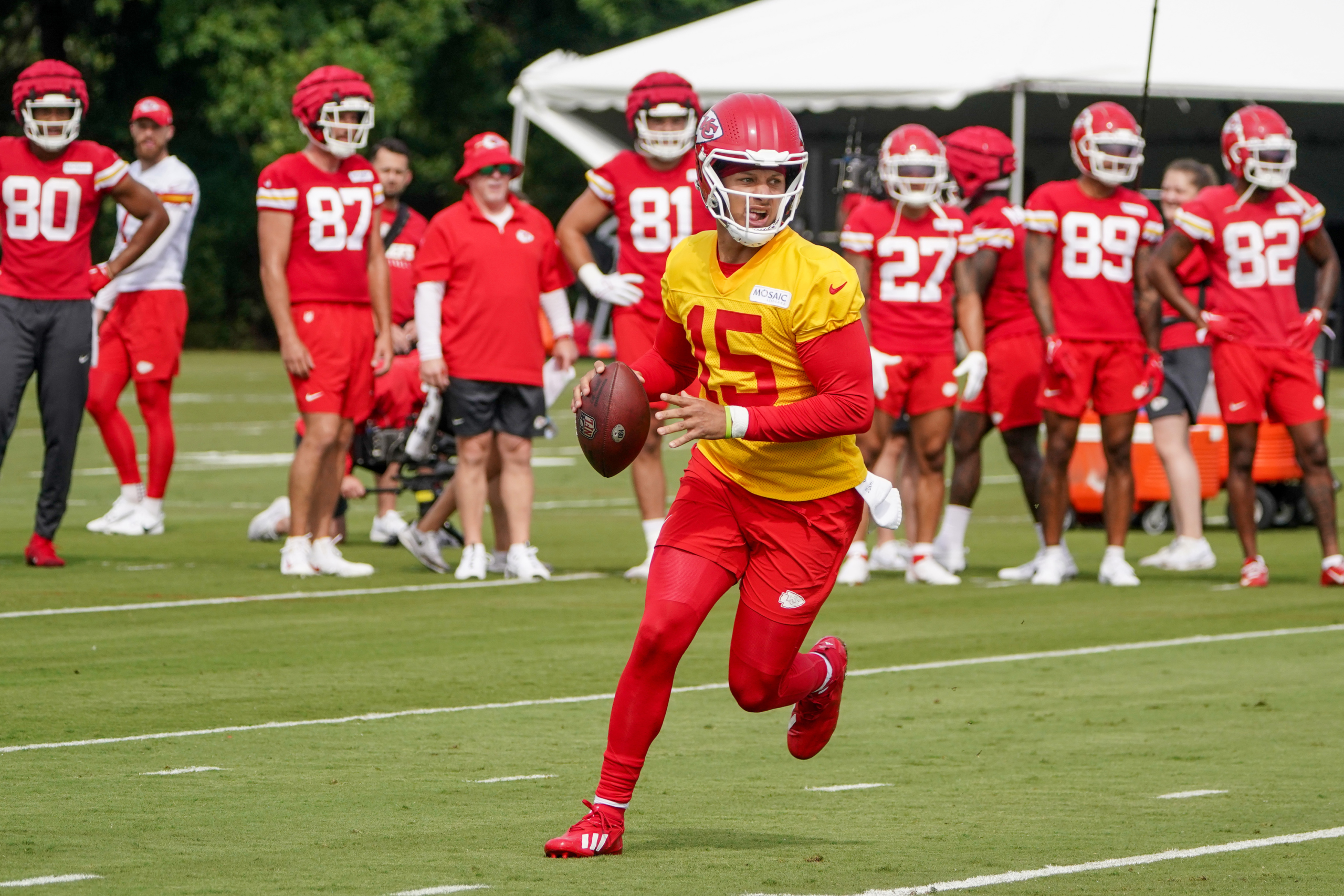 Patrick Mahomes still 'trusts' Kansas City Chiefs wide receiver