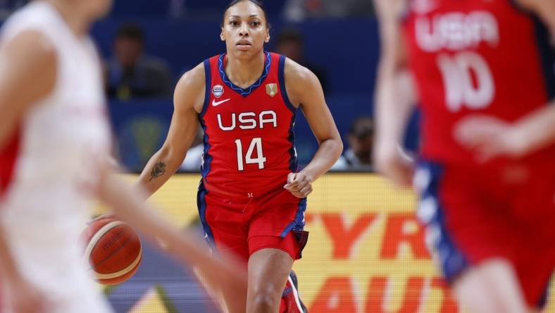 Sep 30, 2022; Sydney, AUS;  USA player Betnijah Laney (14) dribbles the ball in the second quarter against Canada  at Sydney SuperDome. Mandatory Credit: Yukihito Taguchi-USA TODAY Sports