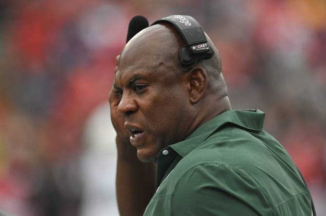 Oct 1, 2022; College Park, Maryland, USA; Michigan State Spartans head coach Mel Tucker reacts during the first half against the Maryland Terrapins  at Capital One Field at Maryland Stadium. Mandatory Credit: Tommy Gilligan-USA TODAY Sports