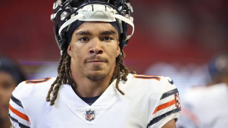 Nov 20, 2022; Atlanta, Georgia, USA; Chicago Bears wide receiver Chase Claypool (10) prepares for a game against the Atlanta Falcons at Mercedes-Benz Stadium. Mandatory Credit: Brett Davis-USA TODAY Sports