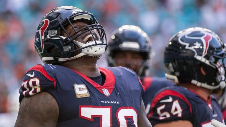 Houston Texans offensive tackle Laremy Tunsil (78) yells after the Texans failed to score on a two-point conversion attempt in the second half of the game between host Miami Dolphins and the Houston Texans at Hard Rock Stadium on Sunday, November 27, 2022, in Miami Gardens, FL. Final score, Miami Dolphins, 30, Houston Texans, 15.