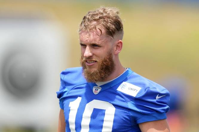 Jun 14, 2023; Thousand Oaks, CA, USA; Los Angeles Rams receiver Cooper Kupp (10) during minicamp at Cal Lutheran University. Mandatory Credit: Kirby Lee-USA TODAY Sports