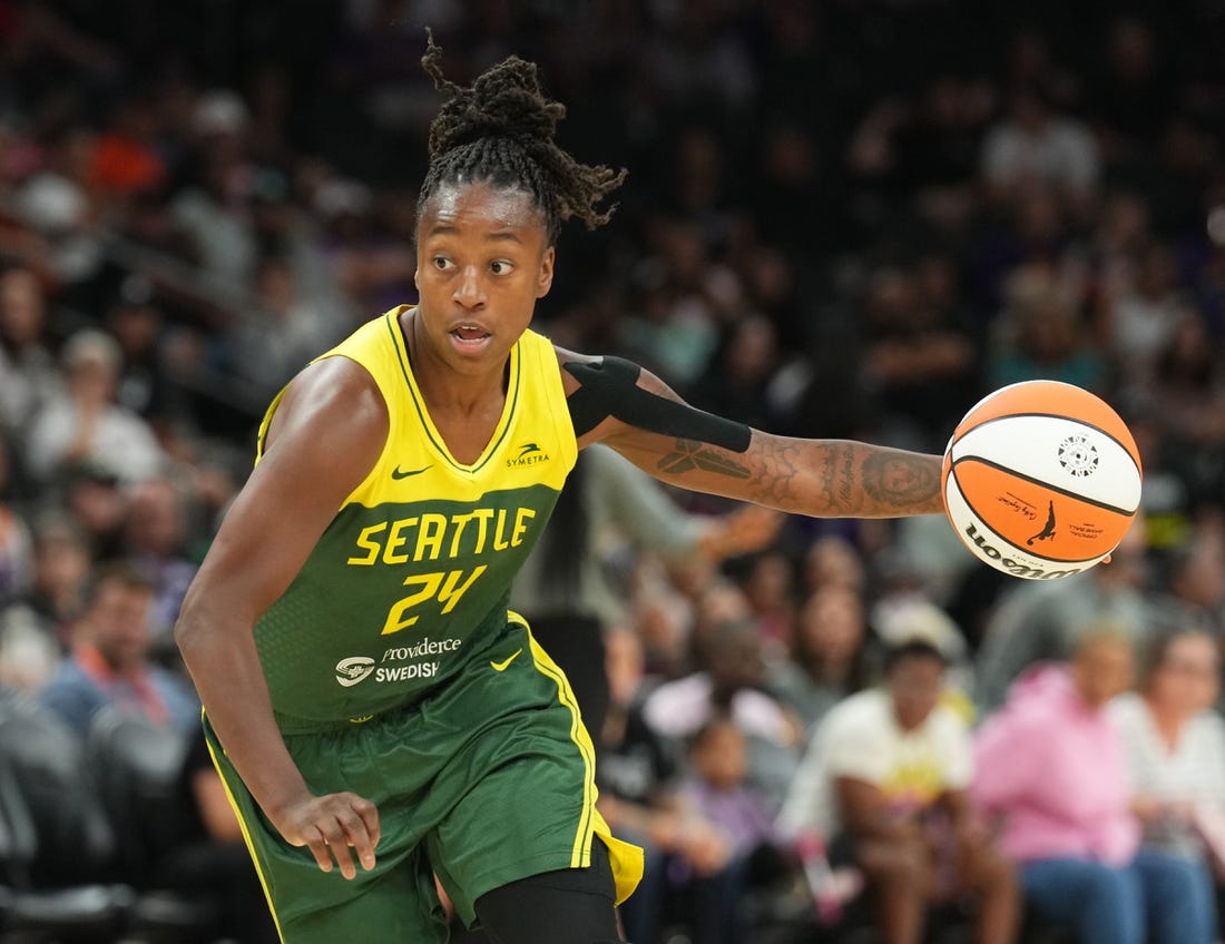 Aug 5, 2023; Phoenix, Arizona, USA; Seattle Storm guard Jewell Loyd (24) dribbles against the Phoenix Mercury during the second half at Footprint Center. Mandatory Credit: Joe Camporeale-USA TODAY Sports