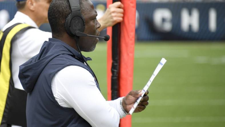 Aug 26, 2023; Chicago, Illinois, USA; Chicago Bears defensive coordinator Alan Williams on the sidelines during the first half against the Buffalo Bills at Soldier Field. Mandatory Credit: Matt Marton-USA TODAY Sports