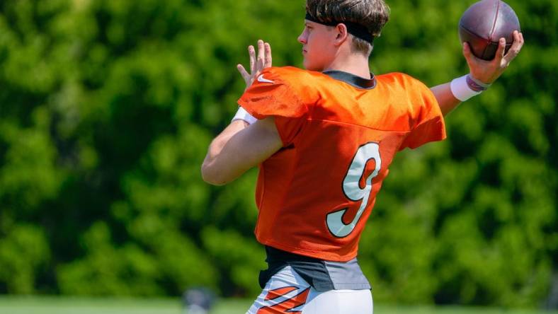 Cincinnati Bengals quarterback Joe Burrow returned to practice Wednesday, August 30, 2023 as the team prepares for the season opener against the Browns Burrow suffered a calf injury on July 27, has not participated in practice publicly, but did go through his normal pregame warmup before the Bengals' preseason opener against the Green Bay Packers on Aug. 11.