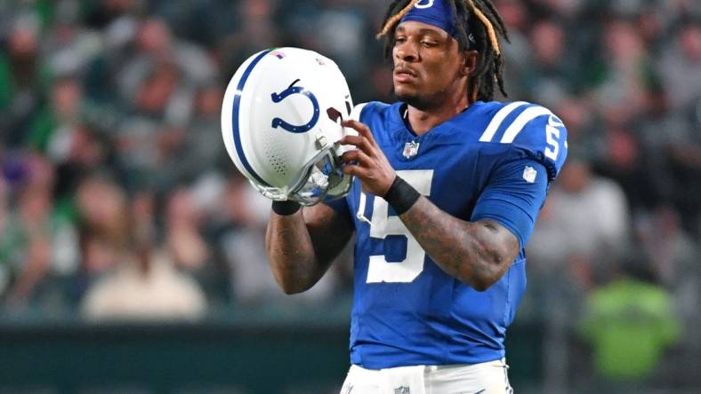 Aug 24, 2023; Philadelphia, Pennsylvania, USA; Indianapolis Colts quarterback Anthony Richardson (5) against the Philadelphia Eagles at Lincoln Financial Field. Mandatory Credit: Eric Hartline-USA TODAY Sports