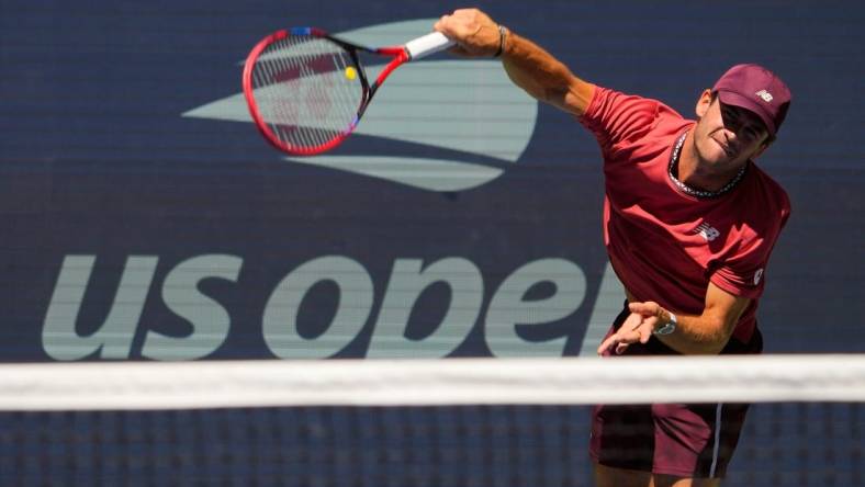 Sept 1, 2023; Flushing, NY, USA; Tommy Paul of the USA hits to Alejandro Davidovich Fokina of Spain on day five of the 2023 U.S. Open tennis tournament at USTA Billie Jean King National Tennis Center. Mandatory Credit: Robert Deutsch-USA TODAY Sports