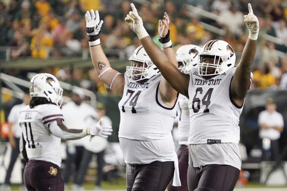 Texas State Stuns Heavy Favorite Baylor, 42-31