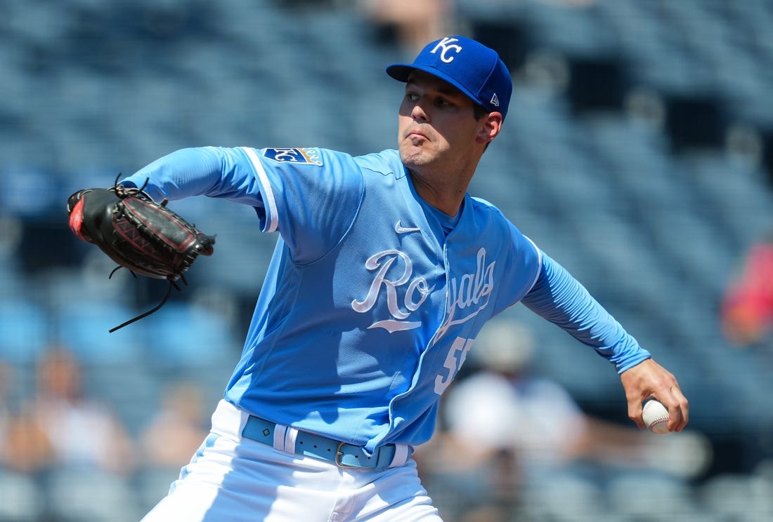 Moncada, Garcia power White Sox past Royals