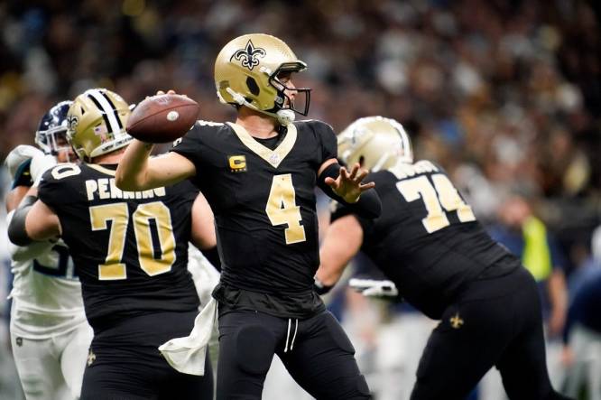 New Orleans Saints quarterback Derek Carr (4) throws the ball in the fourth quarter against the Tennessee Titans at the Caesars Superdome in New Orleans, La., Sunday, Sept. 10, 2023.
