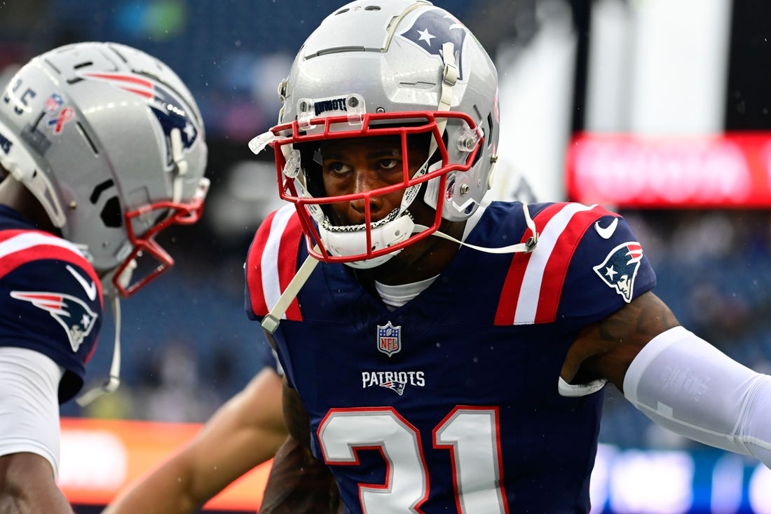 Sep 10, 2023; Foxborough, Massachusetts, USA; New England Patriots cornerback Jonathan Jones (31) prepares for a game against the Philadelphia Eagles during the warm-up period at Gillette Stadium. Mandatory Credit: Eric Canha-USA TODAY Sports