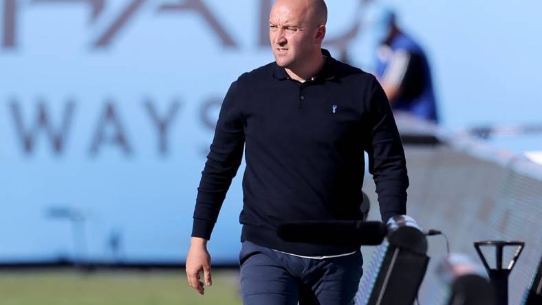 Sep 16, 2023; New York, New York, USA; New York City FC head coach Nick Cushing coaches against the New York Red Bulls during the second half at Yankee Stadium. Mandatory Credit: Brad Penner-USA TODAY Sports