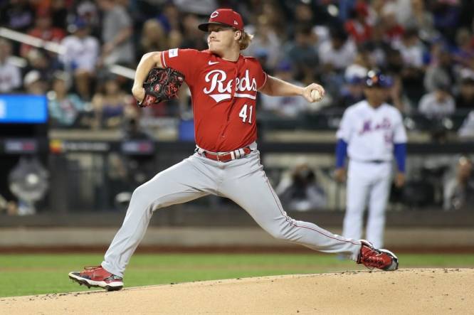 Sep 16, 2023; New York City, New York, USA; Cincinnati Reds starting pitcher Andrew Abbott (41) pitches in the first inning against the New York Mets at Citi Field. Mandatory Credit: Wendell Cruz-USA TODAY Sports