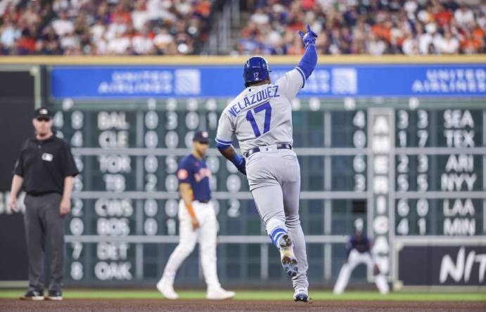 Houston Astros drop another game to lowly Kansas City Royals