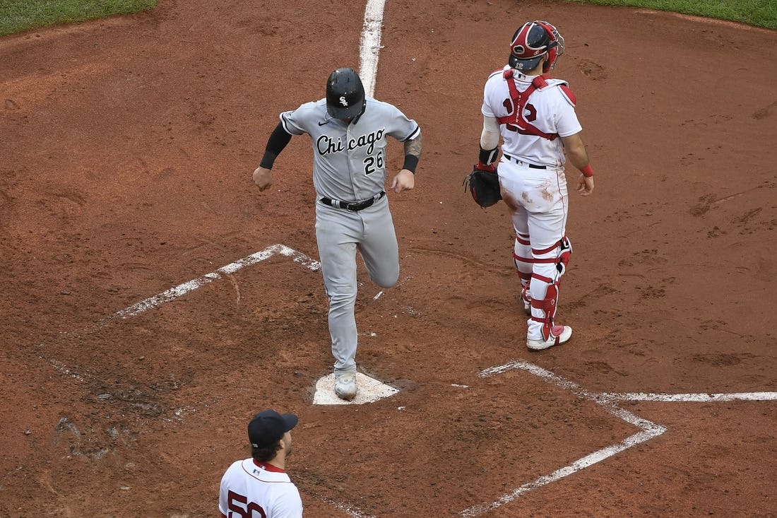 White Sox beat Red Sox 1-0