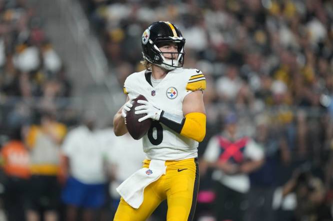Kenny Pickett tosses 2 TDs as Steelers stave off Raiders