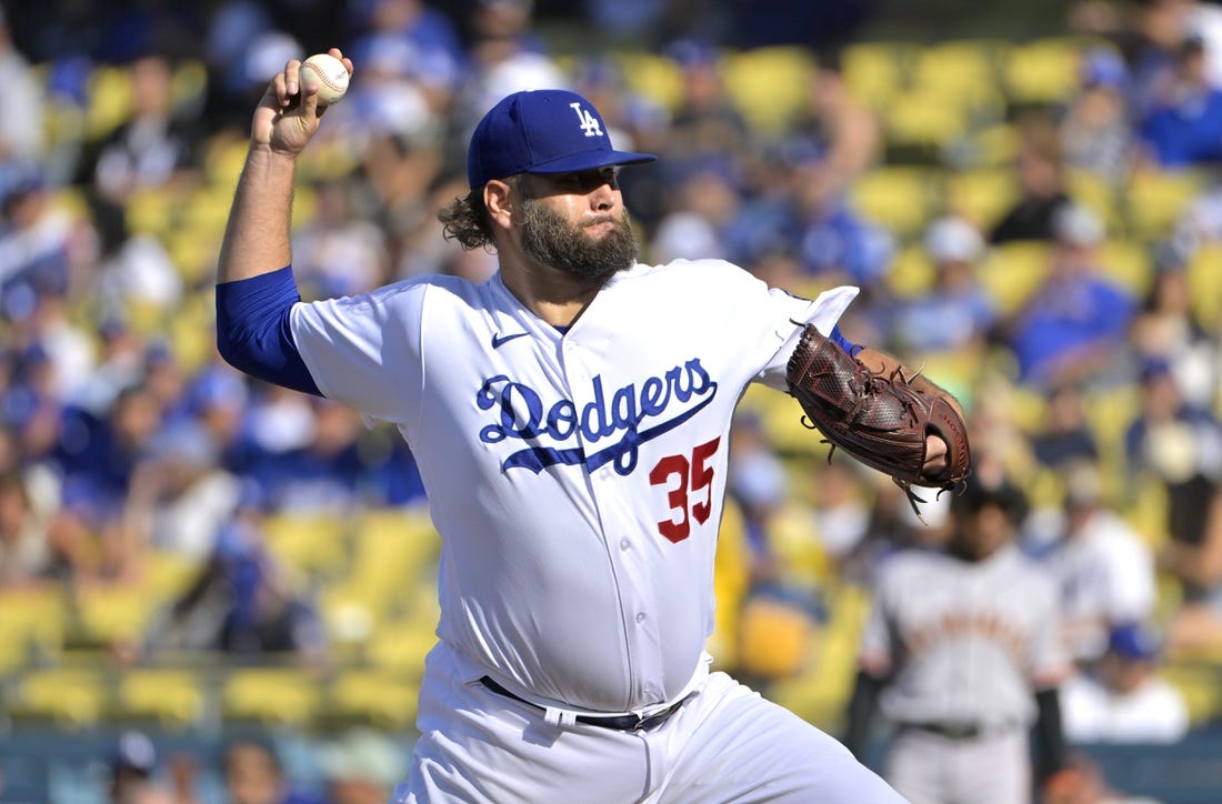 Lance Lynn wins first start after trade to Dodgers