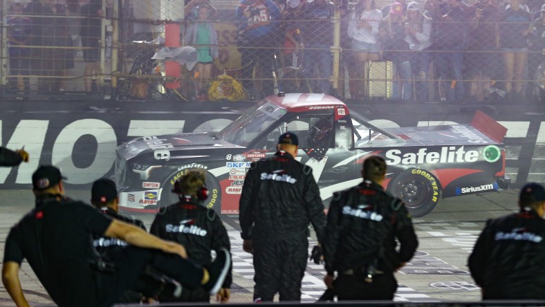 NASCAR: Truck Series UNOH 200