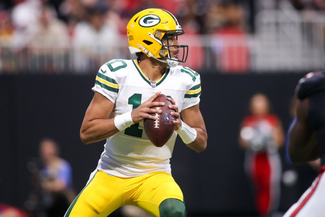 Packers quarterback Jordan Love takes over for a legend and leads