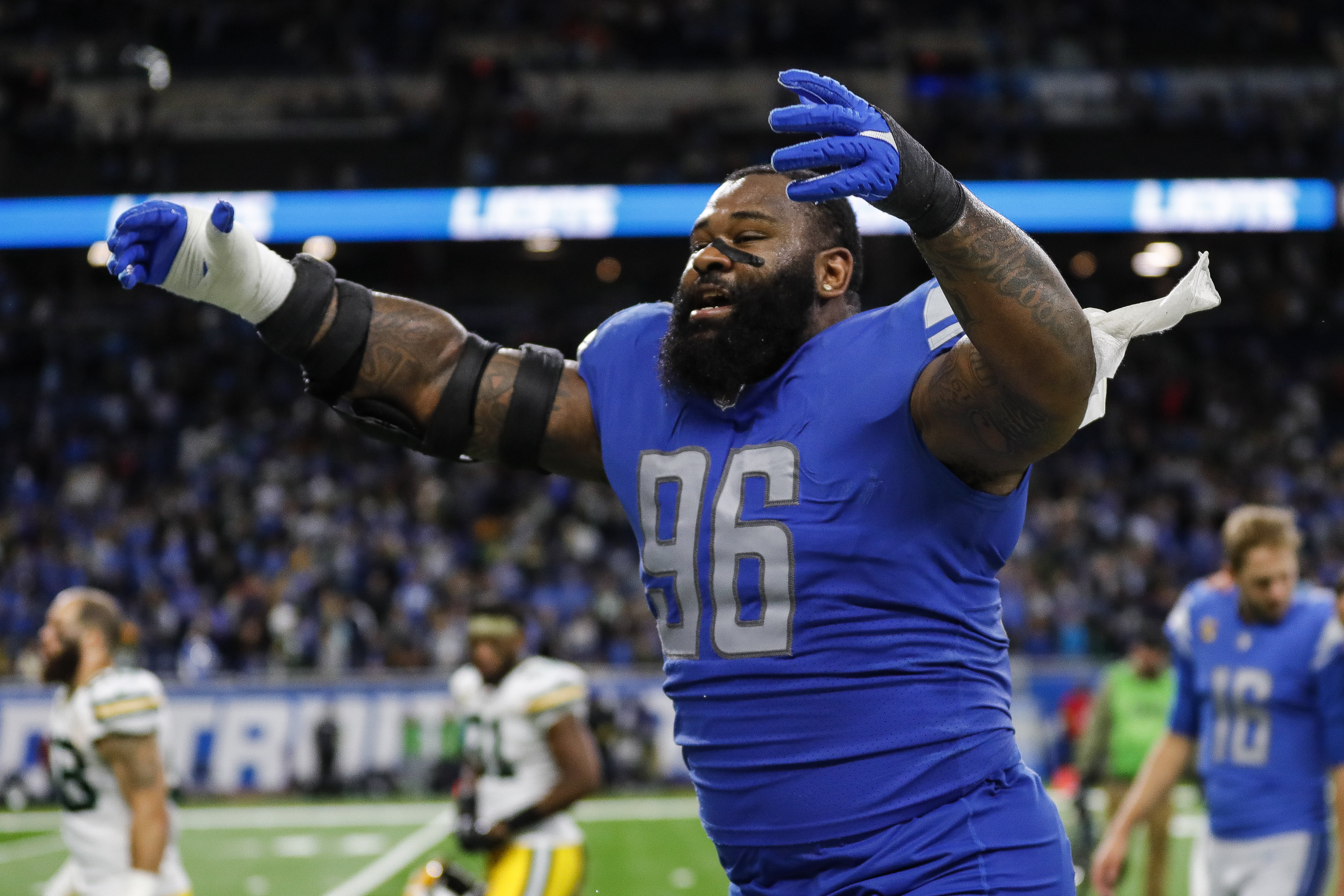 Detroit Lions mysteriously benching 2022 starter in Week 1 opener