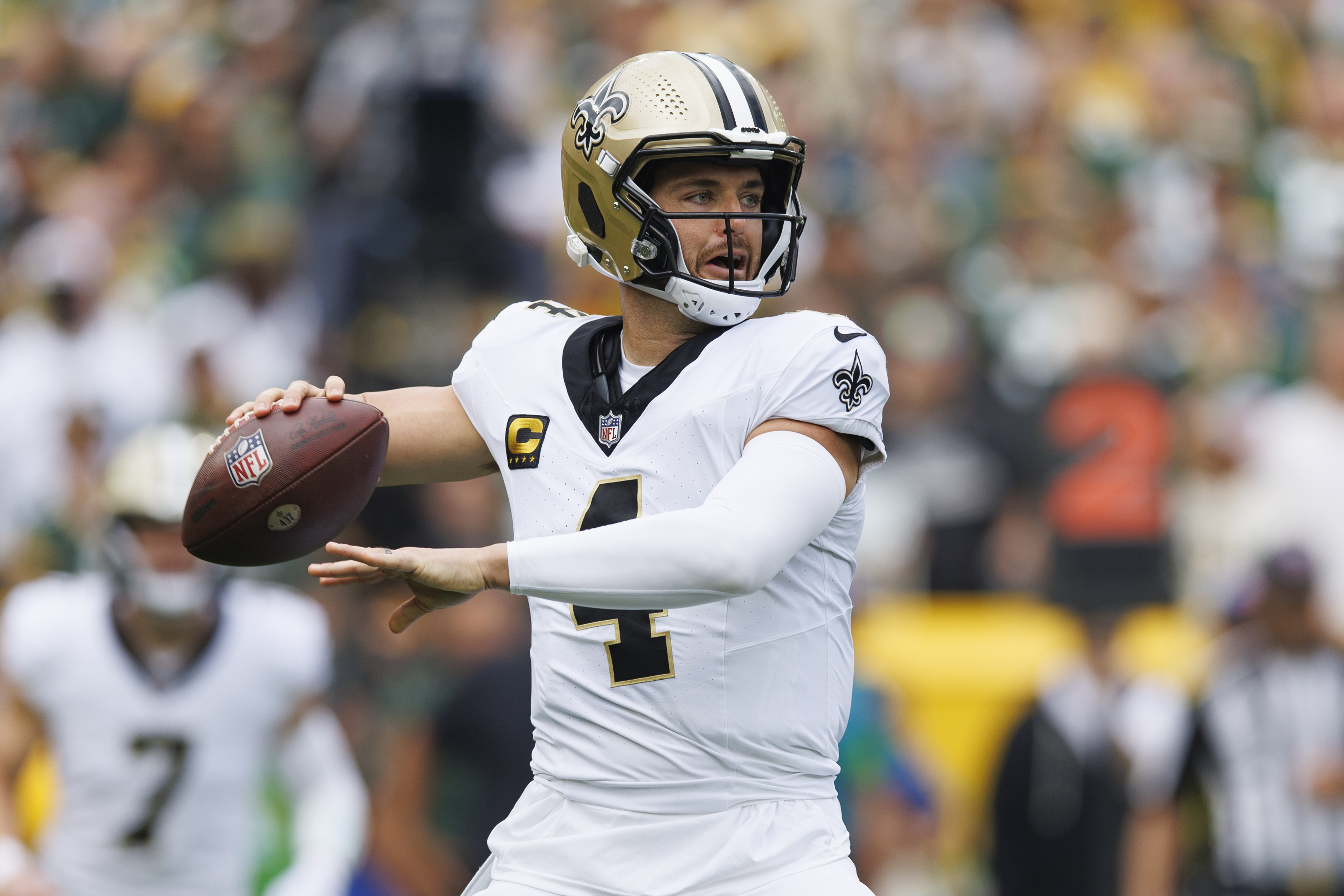 Derek Carr's New Orleans debut is a success as the Saints edge the