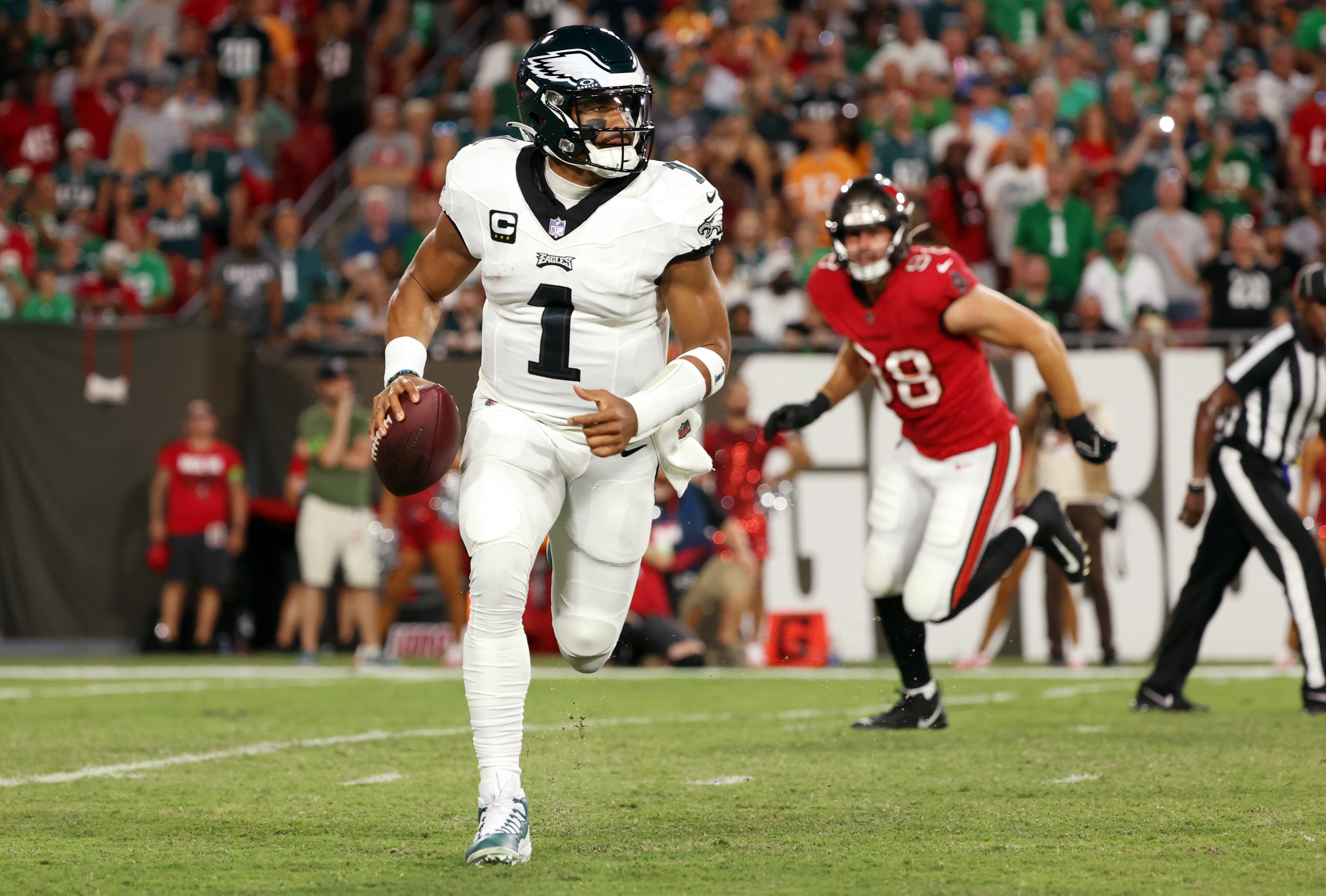 Eagles vs. Buccaneers Final Score, Highlights, and Result: Jalen