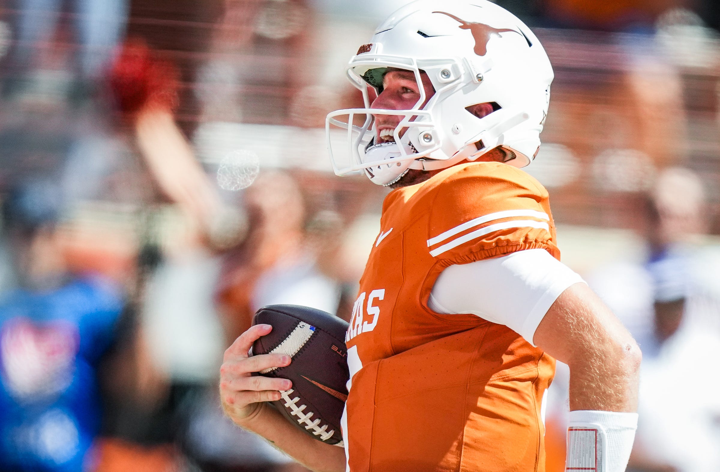 Texas college football rankings: Longhorns No. 1*