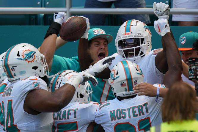 NFL Week 4 preview: Dolphins vs Bills for AFC East, Browns' defense vs  Lamar Jackson and more