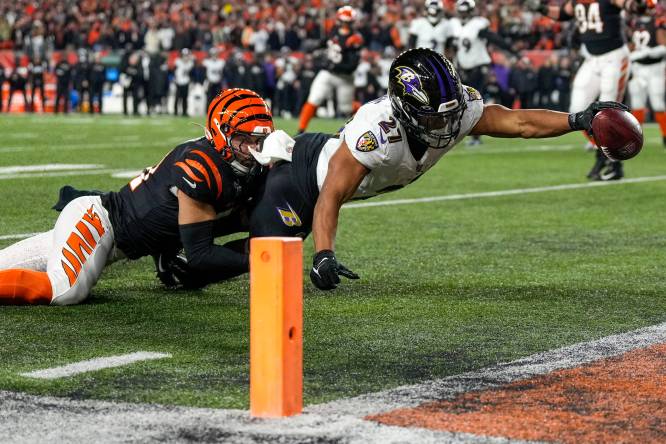 Ravens RB J.K. Dobbins suffers torn Achilles vs. Texans, out for season