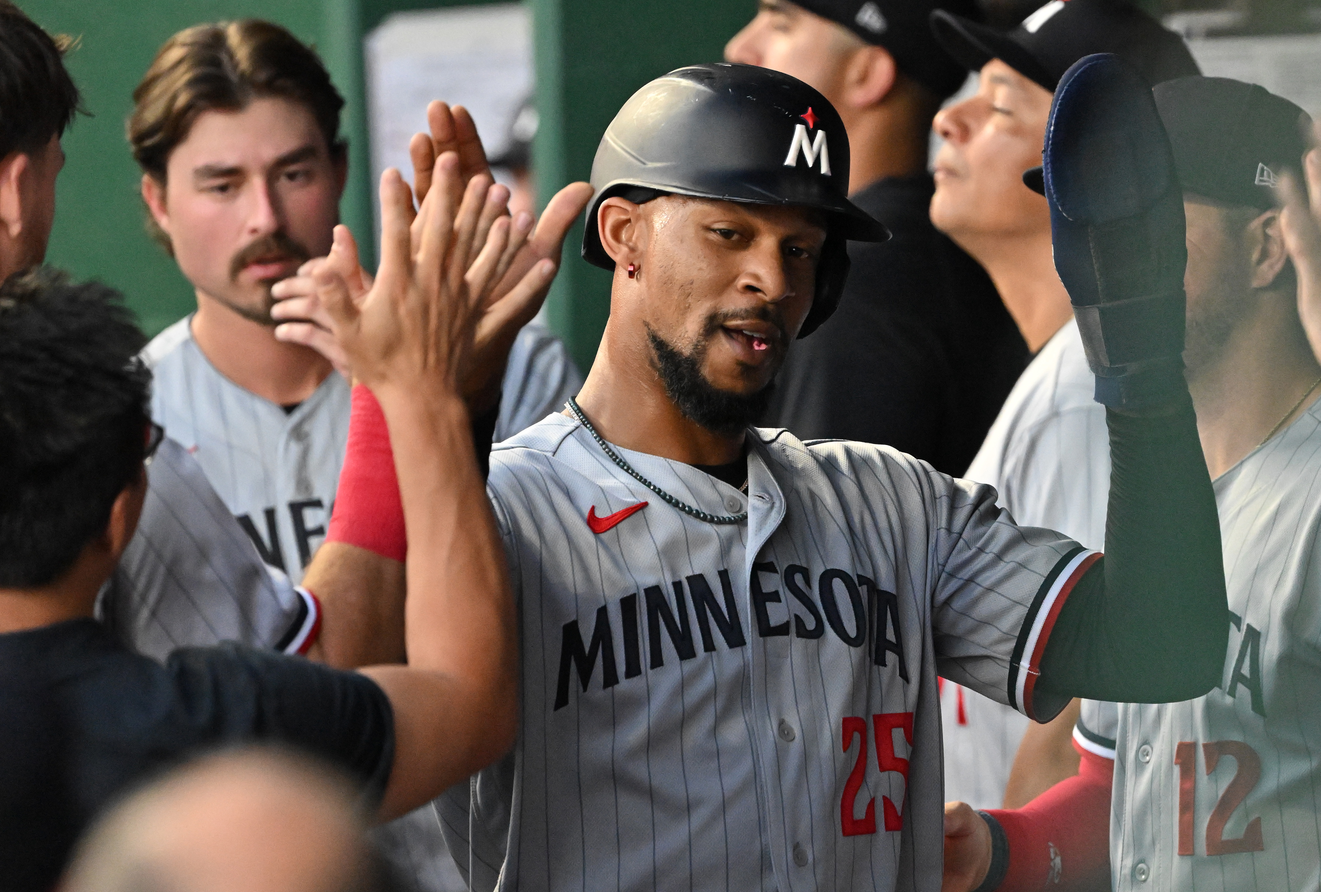 Twins' Byron Buxton leaves rehab game early, dealing with patellar