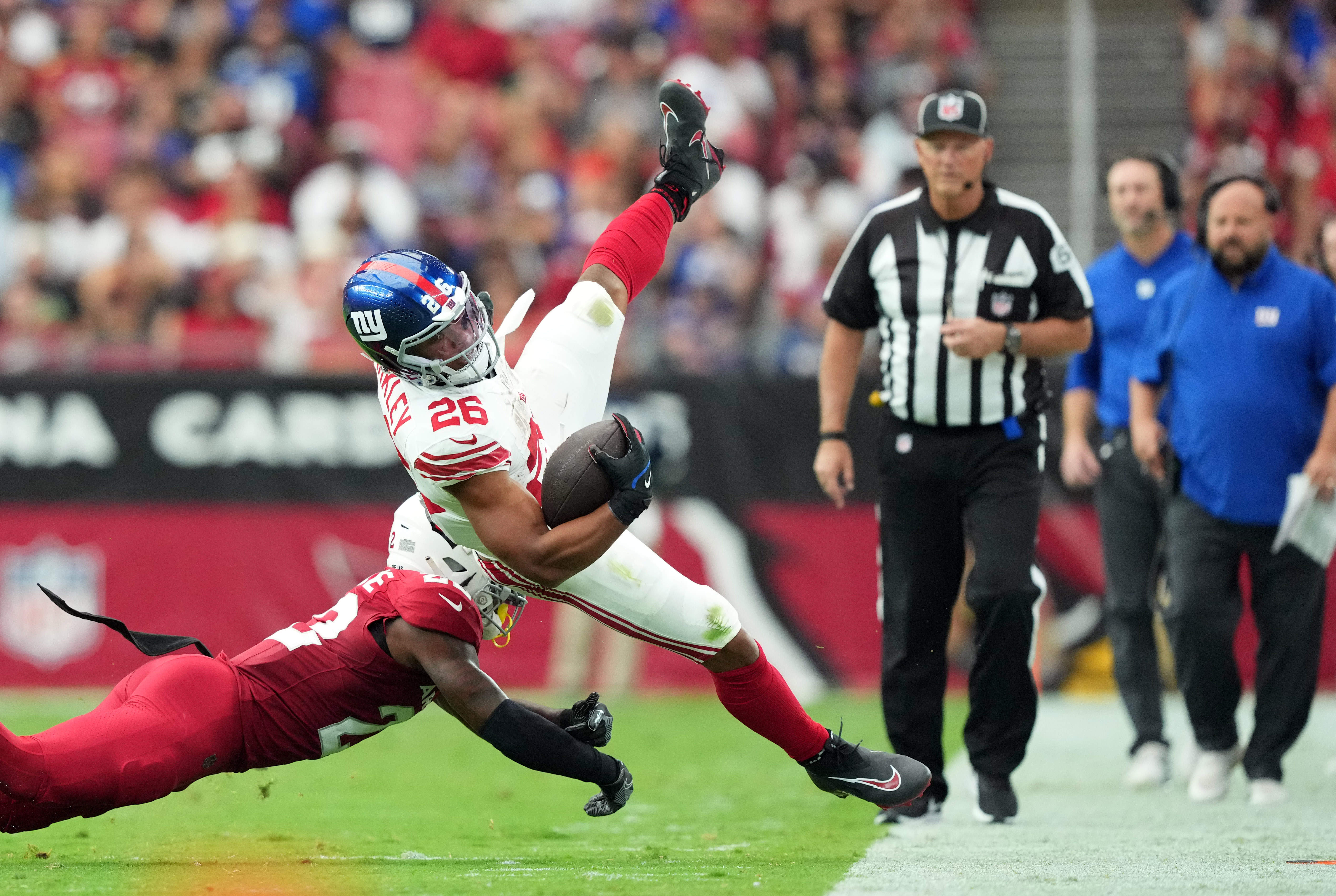 Saquon Barkley leaves NY Giants game vs. Arizona Cardinals with