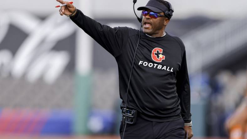 Apr 30, 2022; Birmingham, AL, USA; Houston Gamblers head coach Kevin Sumlin argues with the referees during the first half at Protective Stadium. Mandatory Credit: Vasha Hunt-USA TODAY Sports