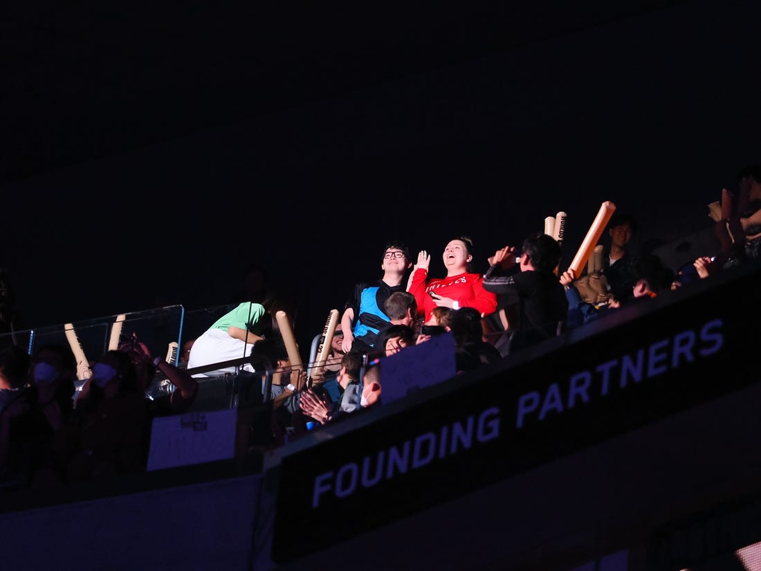 Nov 5, 2022; San Francisco, California, USA; Fans react after accepting a marriage proposal between games during the League of Legends World Championships between DRX and T1 at Chase Center. Mandatory Credit: Kelley L Cox-USA TODAY Sports